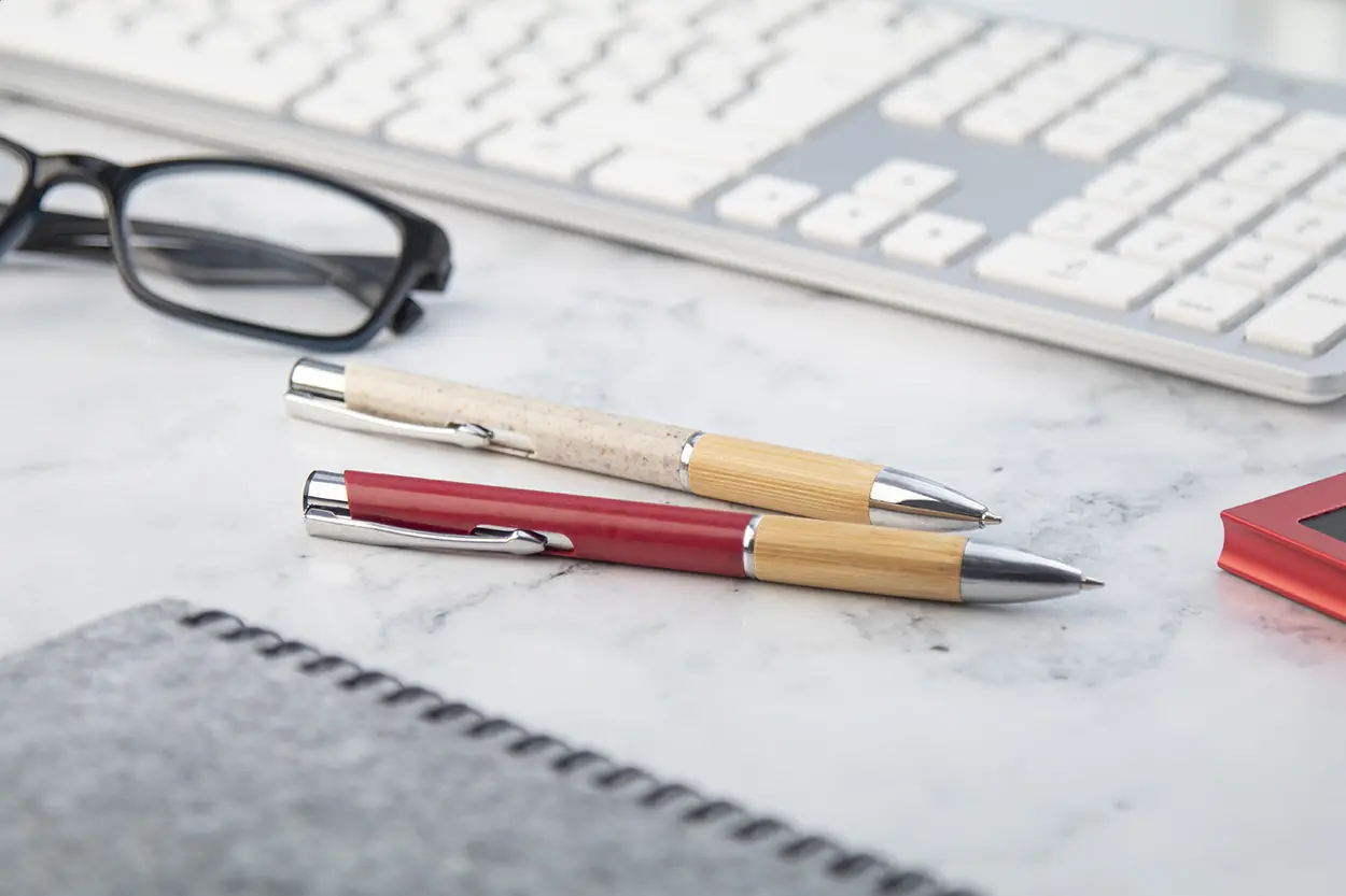 Kemijska olovka Bookot AP800504 red-4 Kemijska olovka Bookot AP800504 red-4