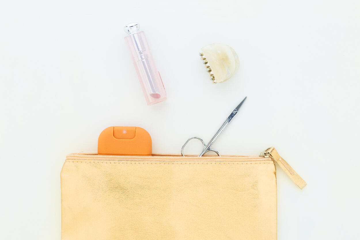 Kozmetička torba Mecol AP722715 gold 210×150×3 mm-1