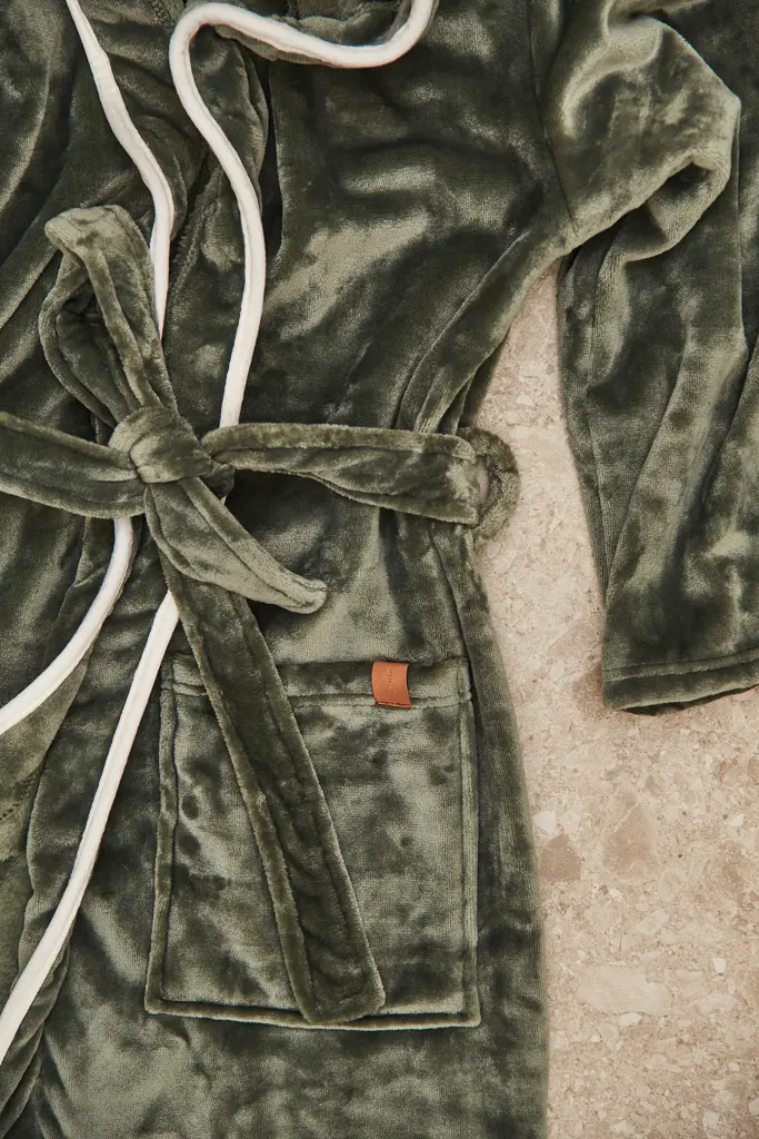 Luksuzni plišani ogrtač vel. S/M VINGA Louis V4950G green-8