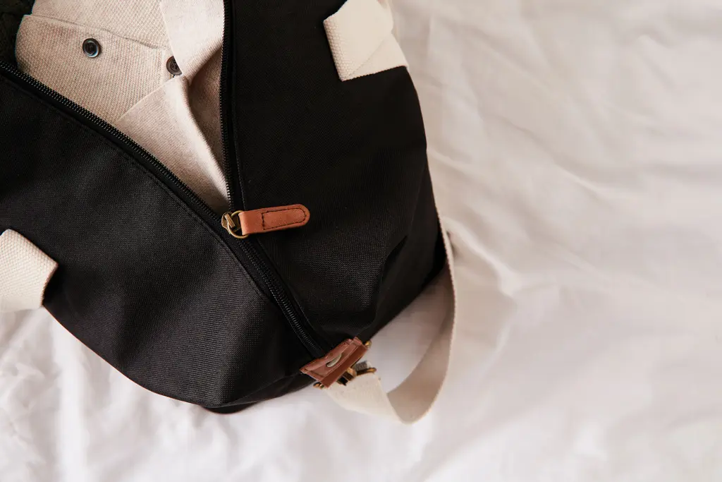 Vikend torba VINGA Sortino V5170 black-9