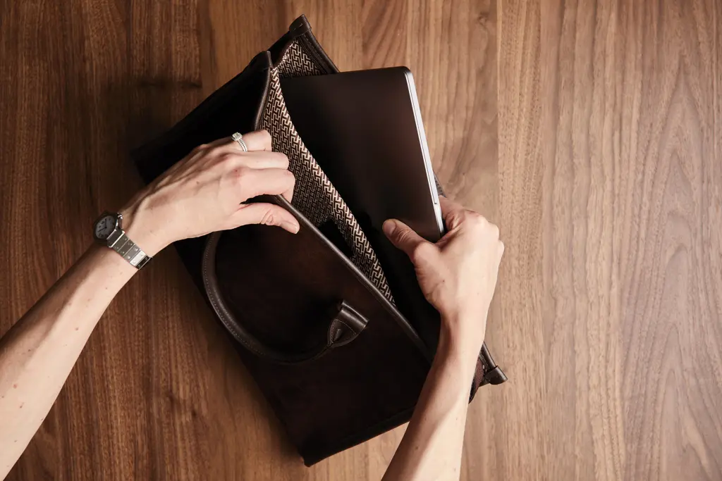 Torba za laptop 15″ VINGA Hunton V5280 brown-9