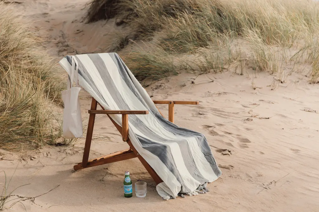 VINGA Valmer ručnik za plažu V8062 grey-7