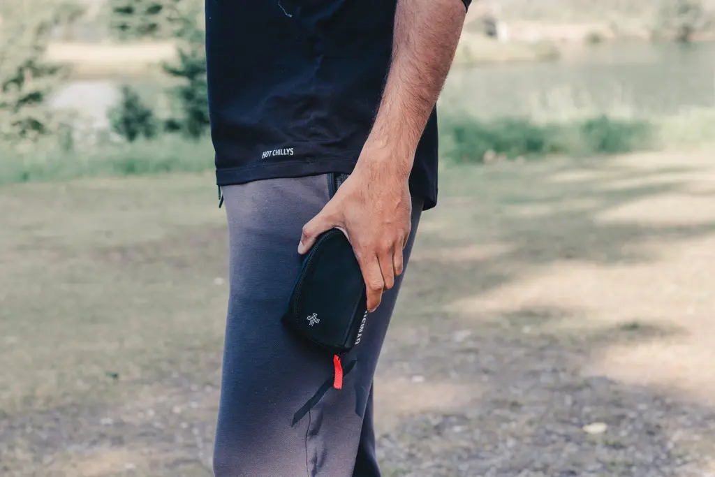 Pribor za prvu pomoć RCS P265.40 black-10