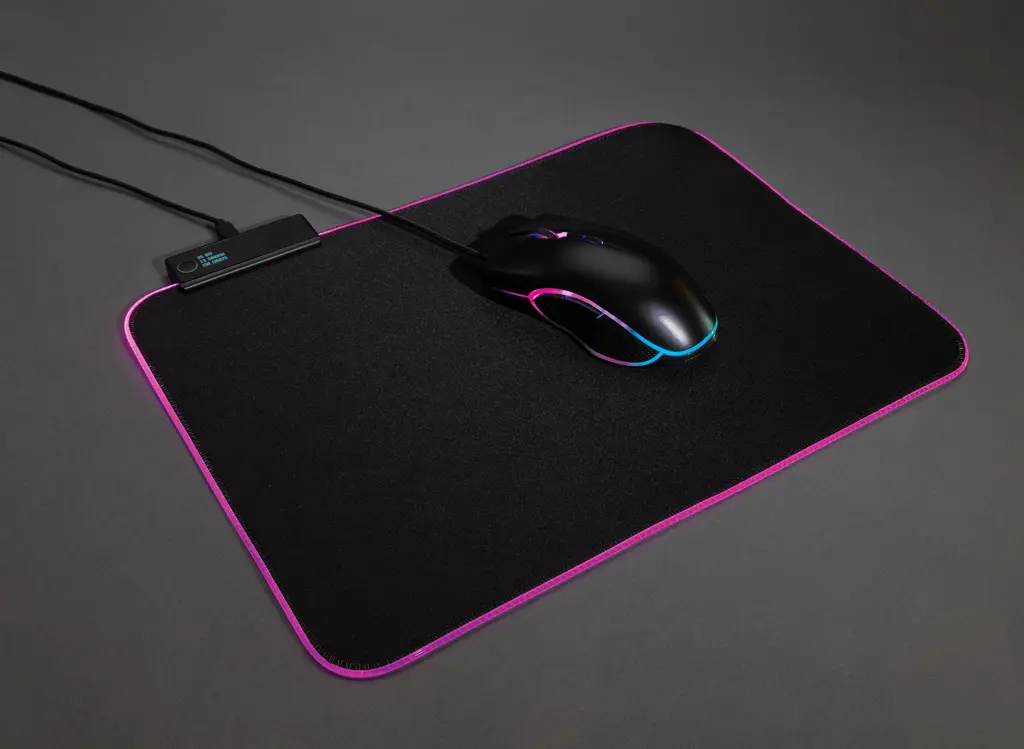 RGB gaming podloga za miš P300.20 black-12