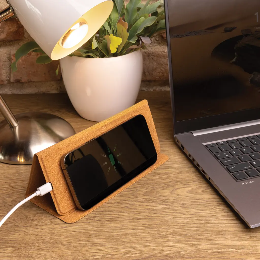 Podloga za miš od pluta i stalak za bežično punjenje od 10 W P308.51 brown-8