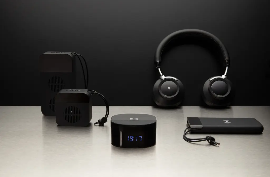 Bežične udobne slušalice Aria P328.68 black-13