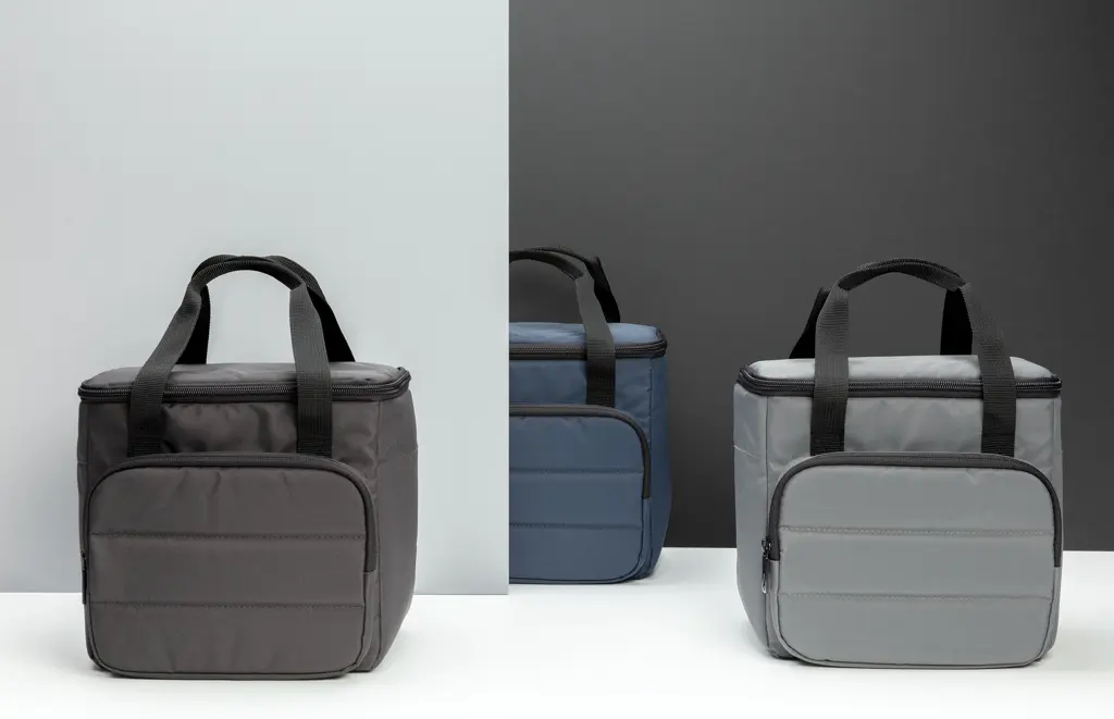 Rashladna torba Impact AWARE™ RPET P422.30 navy-10