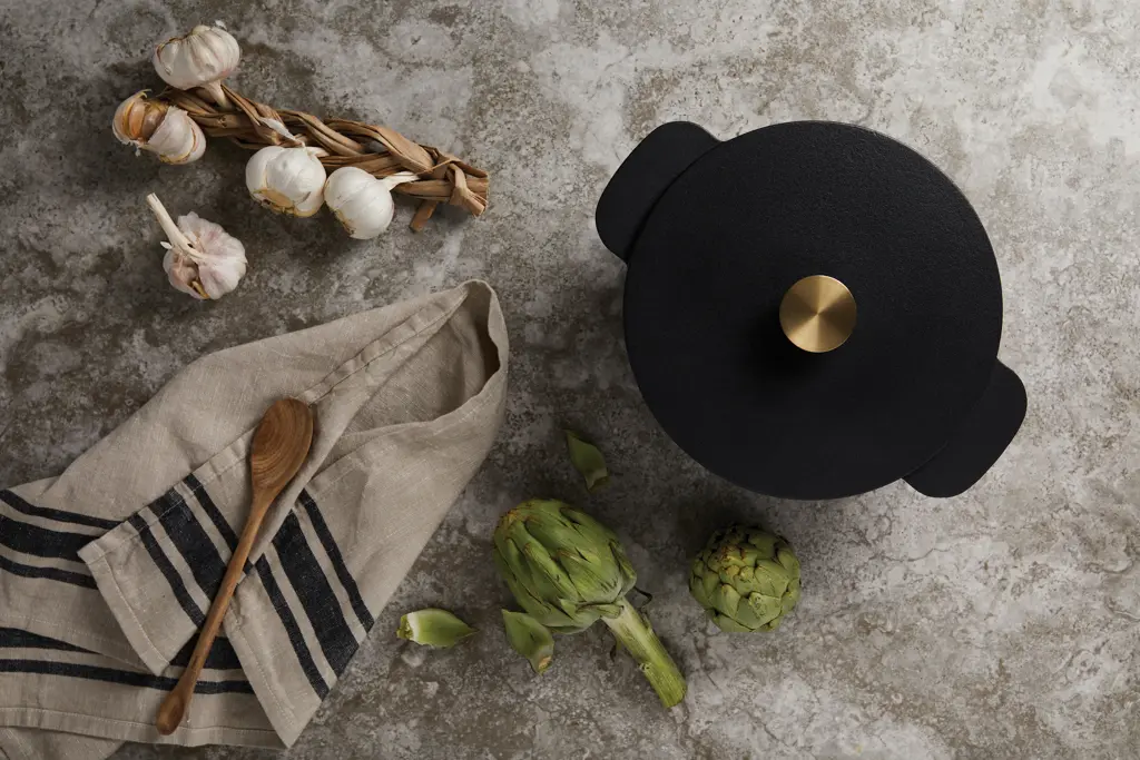 Velika tava od lijevanog željeza Ukiyo P431.02 black-13