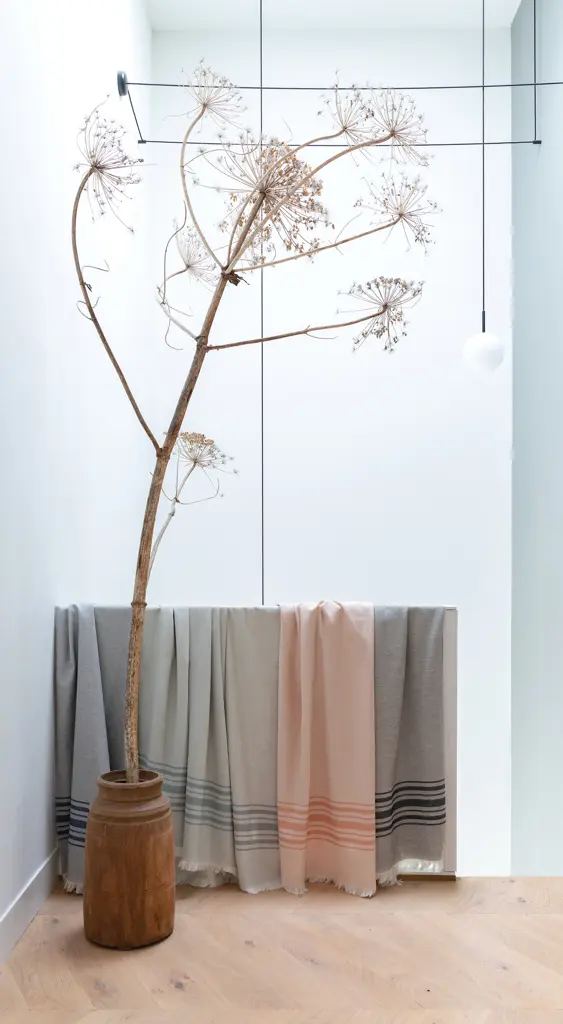 Ručnik 100 x 180 cm Ukiyo Yukari AWARE™ P453.79 black-6