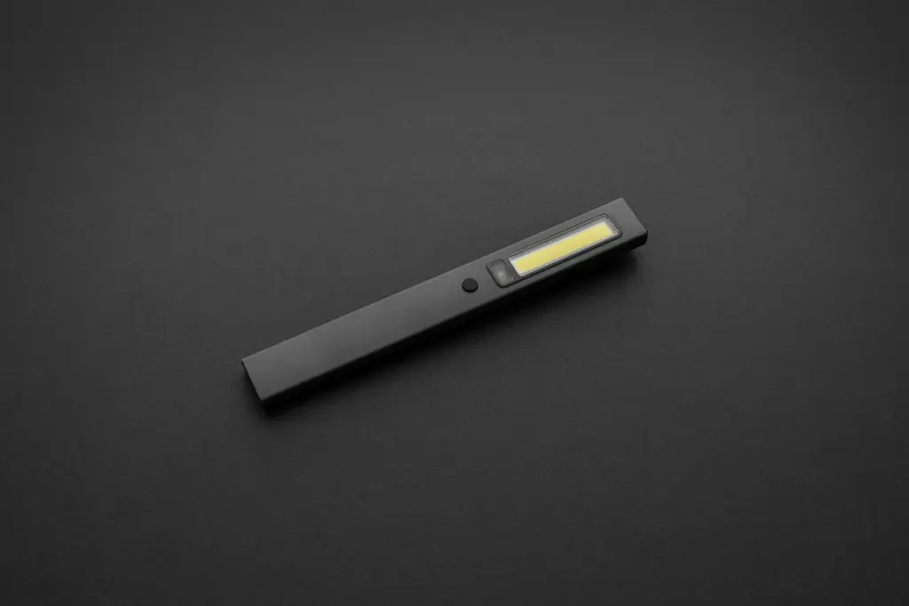 Džepna lampica Gear X sa USB punjenjem P513.18 grey-9