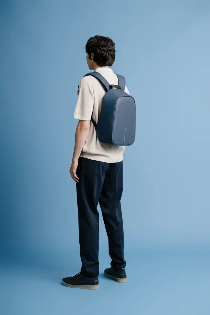 Ruksak Bobby Hero Regular sa zaštitom od krađe P705.29 navy-23