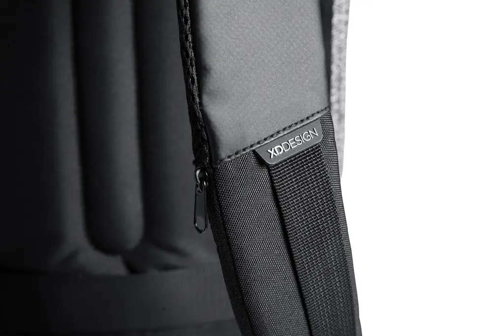 Protuprovalni ruksak Bobby Urban P705.64 grey-23