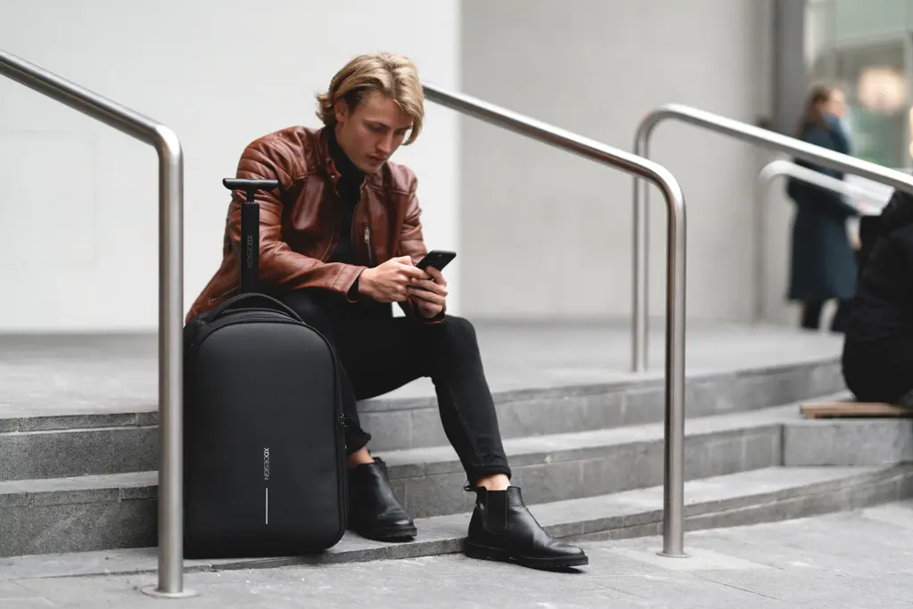Putna torba sa kotačima Bobby P705.77 black-34