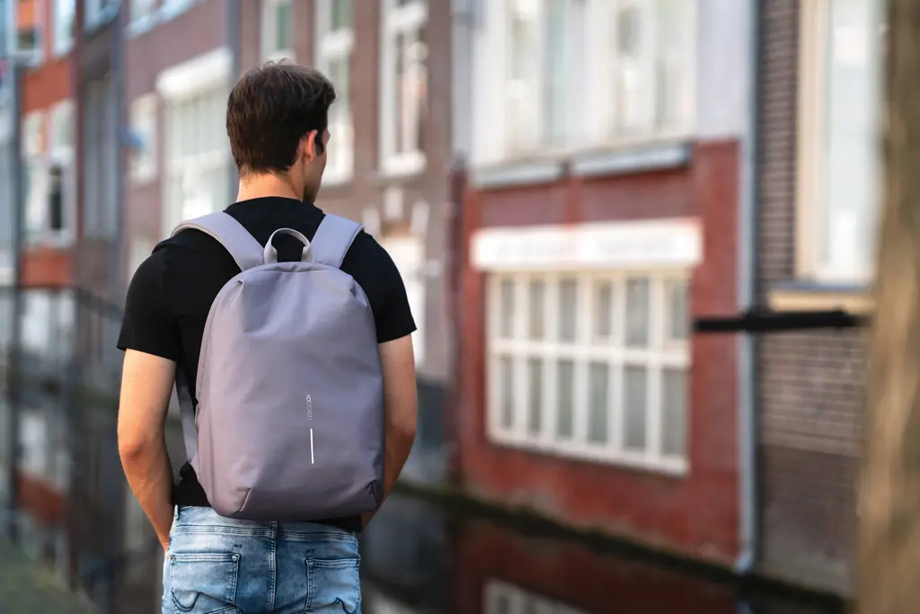 Ruksak Bobby Soft sa zaštitom od krađe P705.79 grey-16