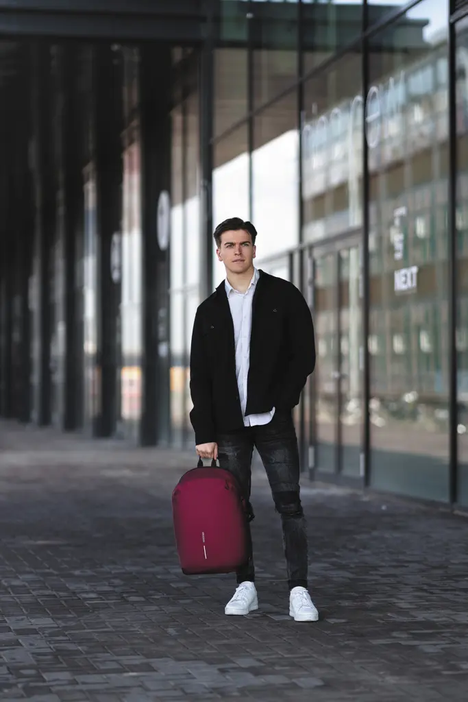 Ruksak Bobby Soft sa zaštitom od krađe P705.79 red-18