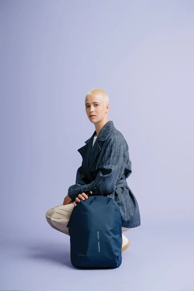 Ruksak Bobby Soft sa zaštitom od krađe P705.79 navy-25 Ruksak Bobby Soft sa zaštitom od krađe P705.79 navy-25