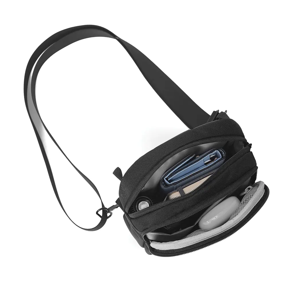 Torbica za rame Boxy Sling P705.95 black-10