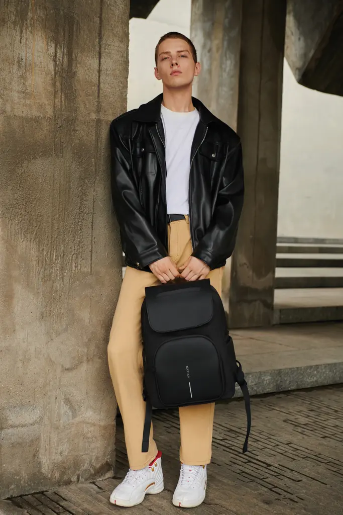 Ruksak XD Design Soft Daypack P705.98 black-25