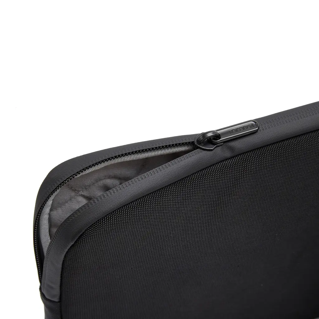 Futrola za laptop XD Design 14" P706.20 black-11