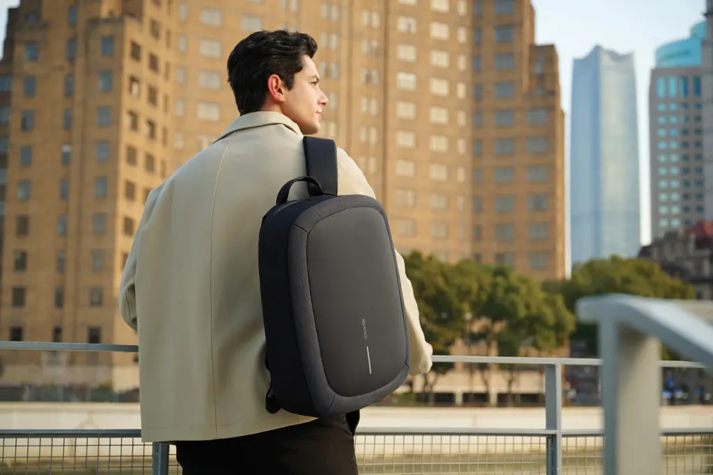 Ruksak Bobby Edge P706.25 black-35