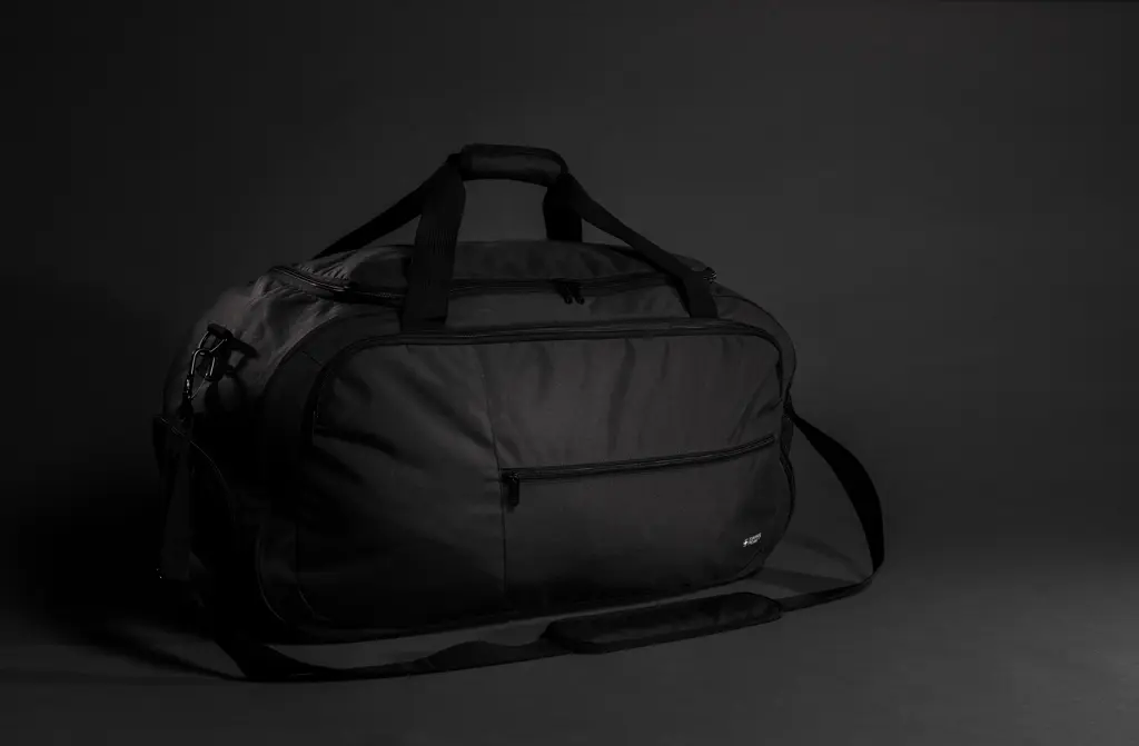 Sportska torba Swiss Peak AWARE™ P707.15 black-9