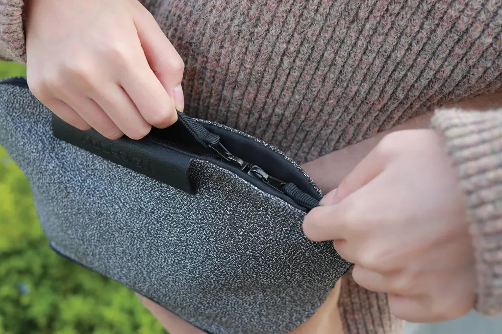 Torbica oko struka Bumbag P730.06 grey-27