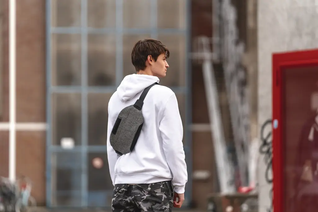 Torbica oko struka Bumbag P730.06 grey-32