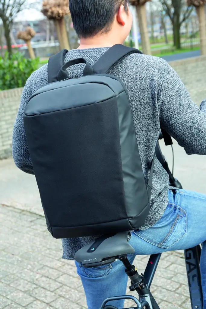 Ruksak za laptop protuprovalni sa RFID zaštitom i USB izlazom Madrid P762.51 black-9