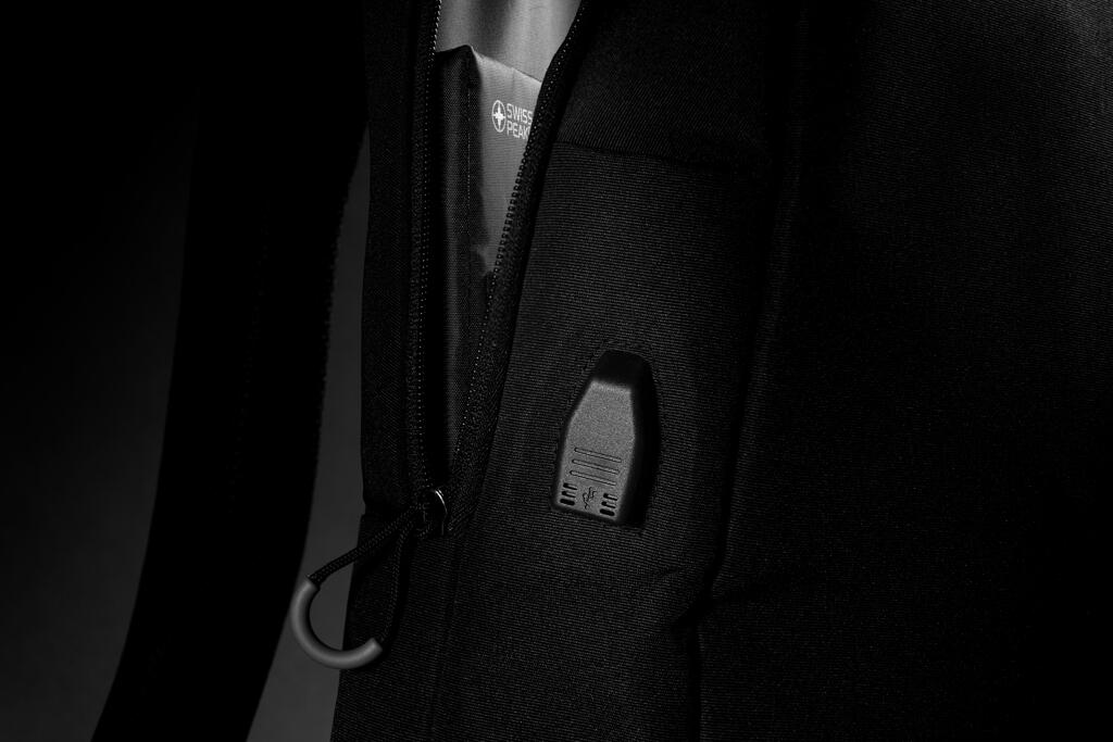 Ruksak za laptop RFID i USB Swiss Peak AWARE™ P763.16 black-12 Ruksak za laptop RFID i USB Swiss Peak AWARE™ P763.16 black-12