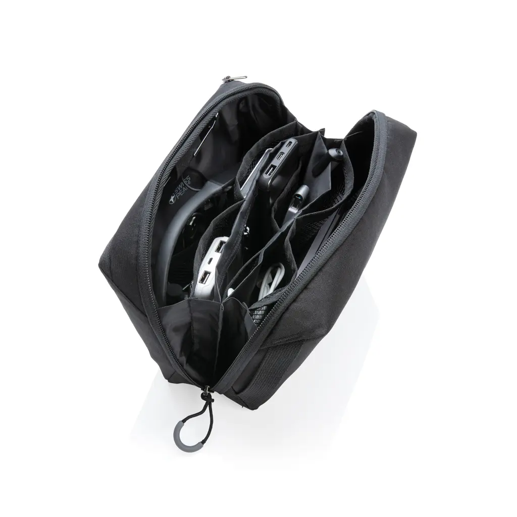 Torbica s puno pretinaca Swiss Peak AWARE™ P820.39 black-6
