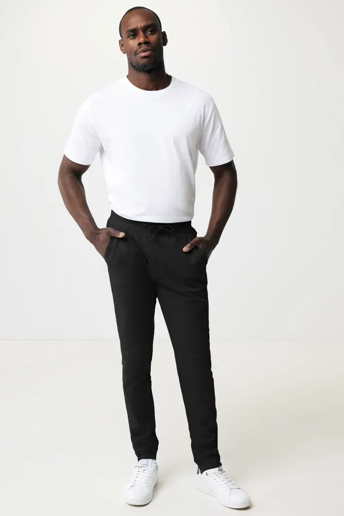 Jogger hlače od recikliranog pamuka Iqoniq Cooper T9500 black L-17