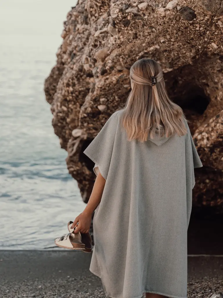 Hammam poncho VINGA V41720 grey-6