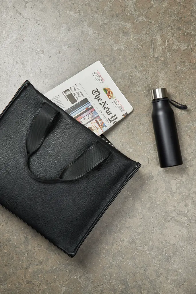 Torba od recikliranog PU VINGA Bermond RCS V7620 black-10