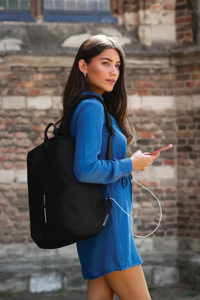 Ruksak Bobby Soft sa zaštitom od krađe P705.79 black-17