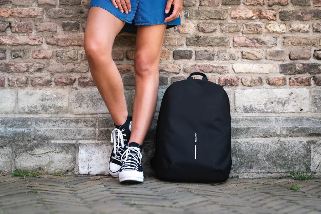 Ruksak Bobby Soft sa zaštitom od krađe P705.79 black-19