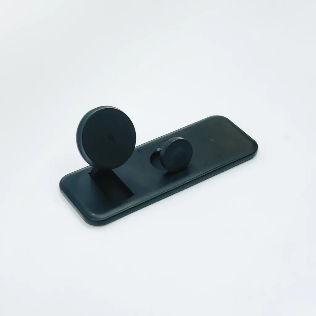 Magnetni punjač 15W Urban Vitamin Torrance 3 u 1 P309.50 black-10