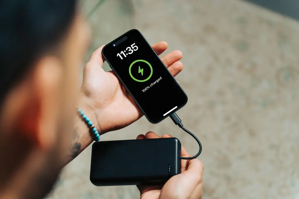 Power bank 20,000 20W Urban Vitamin Menlo Park RCS P322.88 black-8