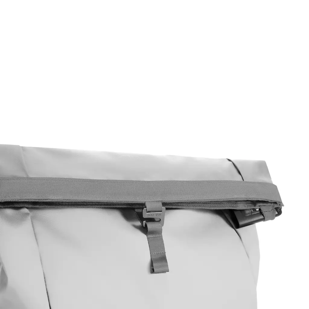 Vodootporan Anti-theft ruksak Urban P706.28 off white-17