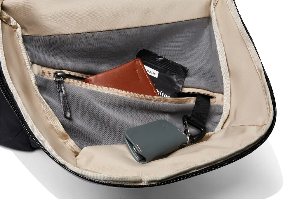 Ruksak Bellroy P763.35 black-11