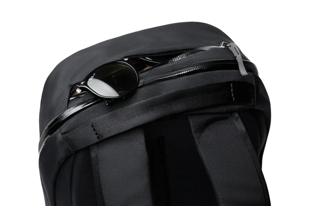 Ruksak Bellroy P763.35 black-8
