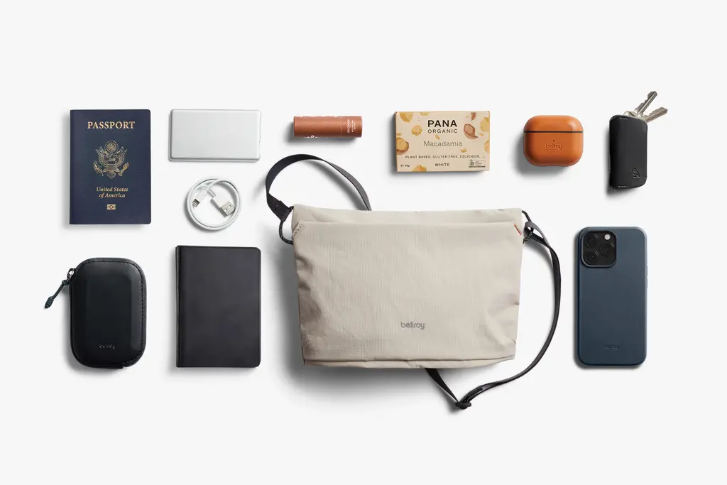 Torbica Bellroy Lite P763.38 beige-8