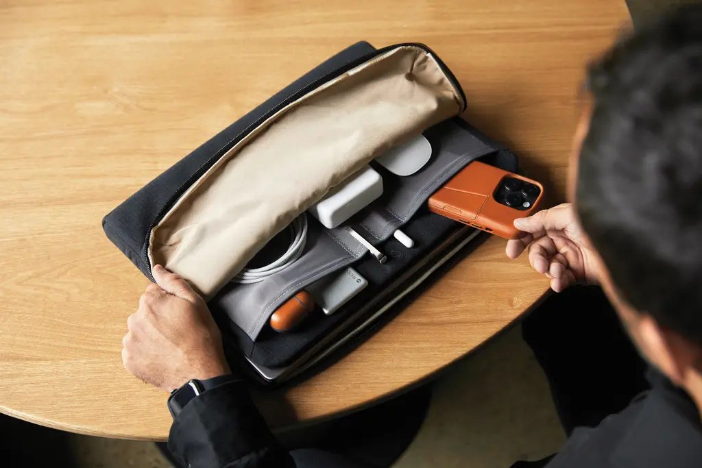 Torba za laptop 16'' Bellroy P763.40 black-12