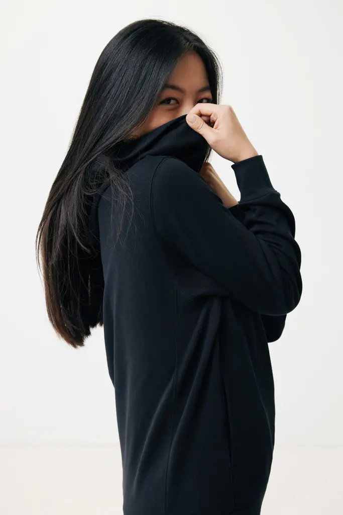 Iqoniq Yengo recycled cotton hoodie with sidepockets-22