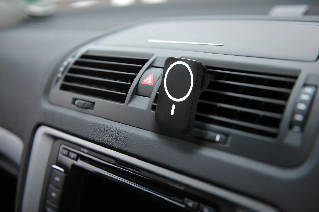 Punjač za auto držač mobitela AP864063 black 65×97×10 mm-7