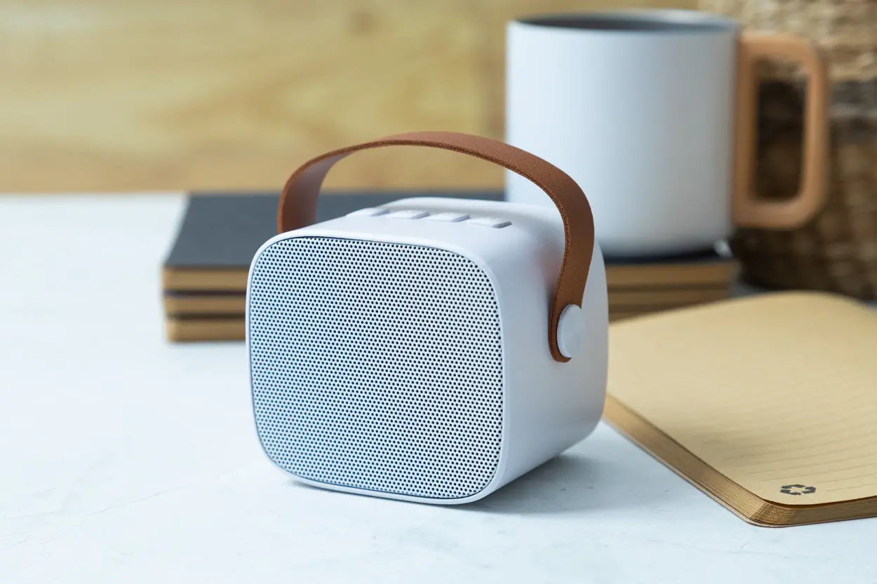 Bluetooth zvučnik AP864094 white 90×65×76 mm-4