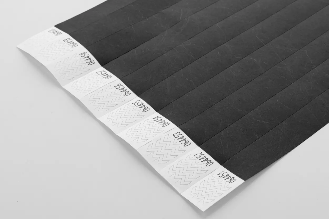 Festivalske narukvice Tyvek (10 kom) Wristvek AP717018 black 190×255 mm-2