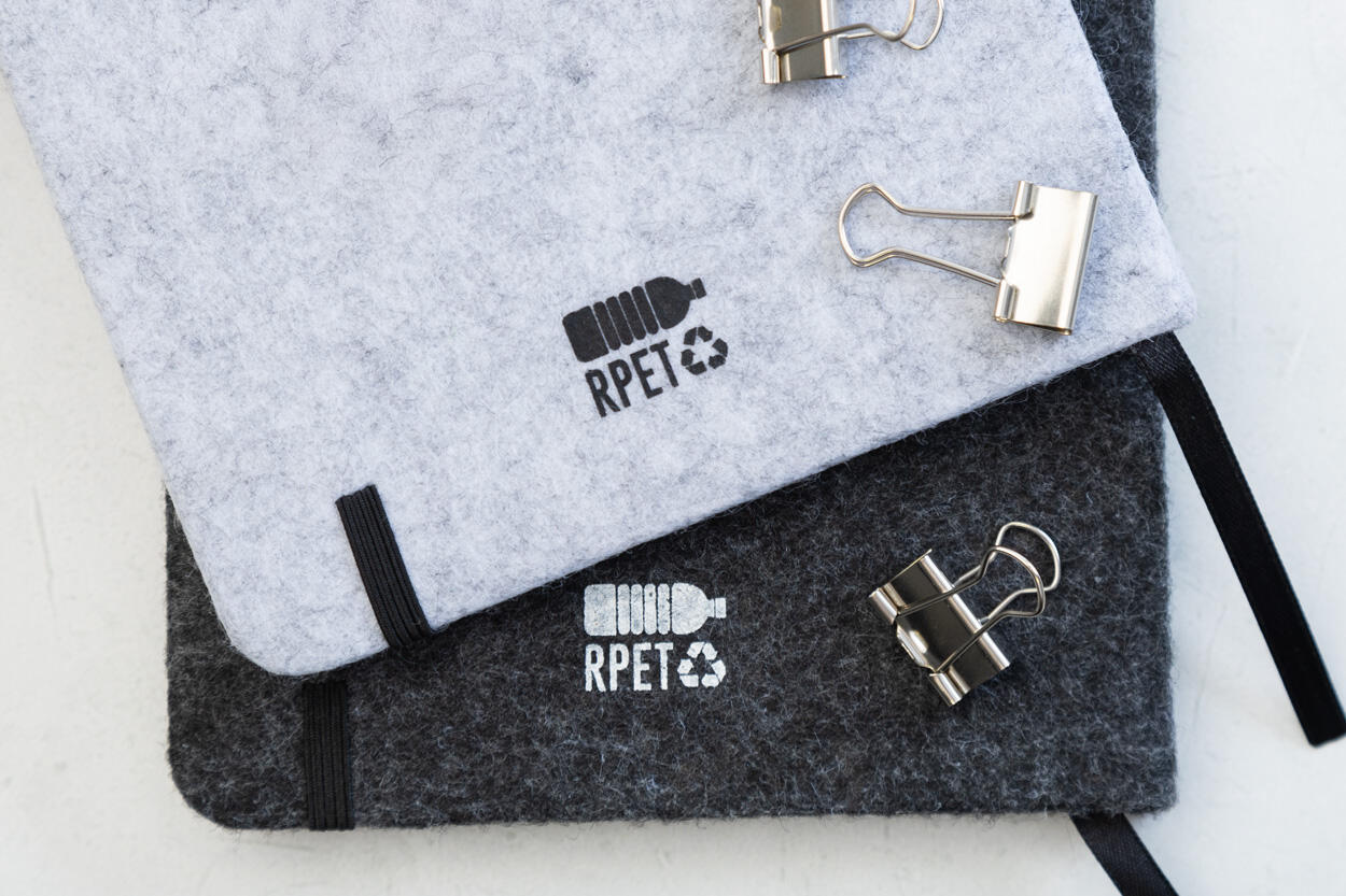 Rokovnik od filca Refelt Note A5 AP808171 dark grey 140×210×15 mm-4