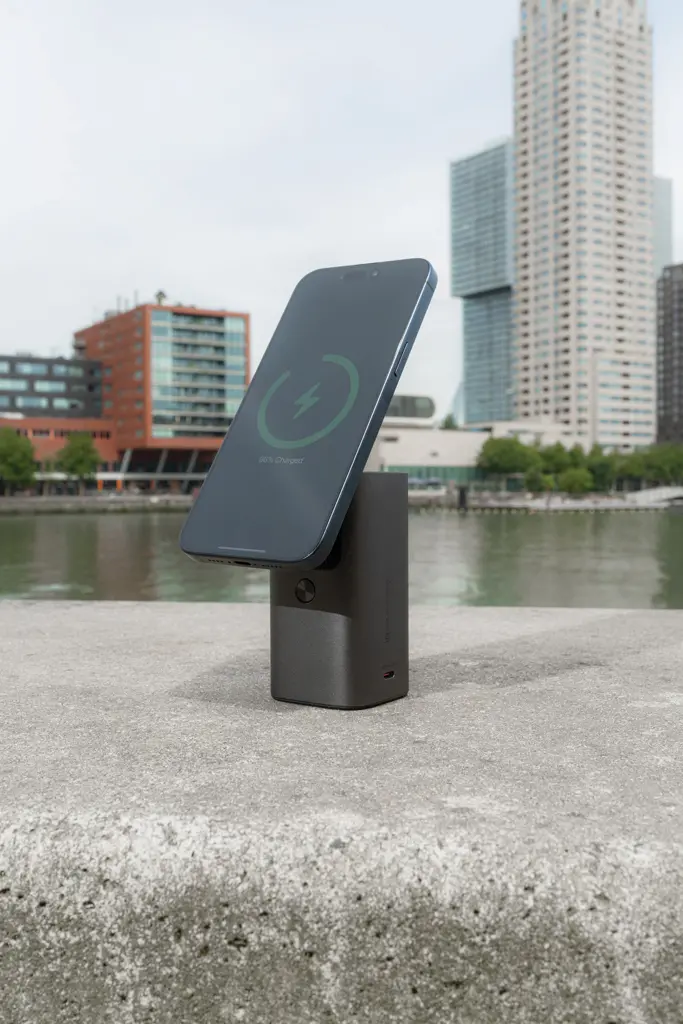 Urban Vitamin Power bank 15.000mAh P322.77 grey-10 Urban Vitamin Power bank 15.000mAh P322.77 grey-10