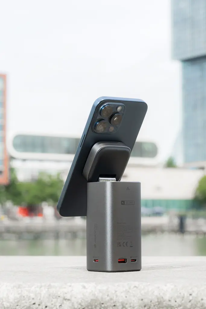 Urban Vitamin Power bank 15.000mAh P322.77 grey-11 Urban Vitamin Power bank 15.000mAh P322.77 grey-11