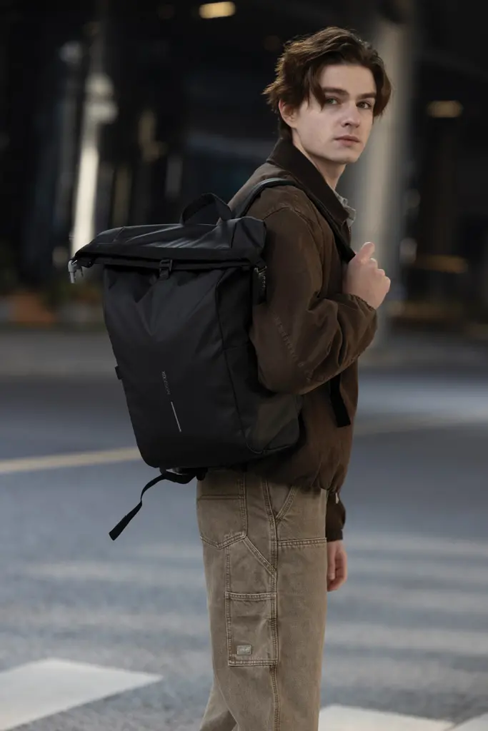Urban Water ruksak P706.31 black-18